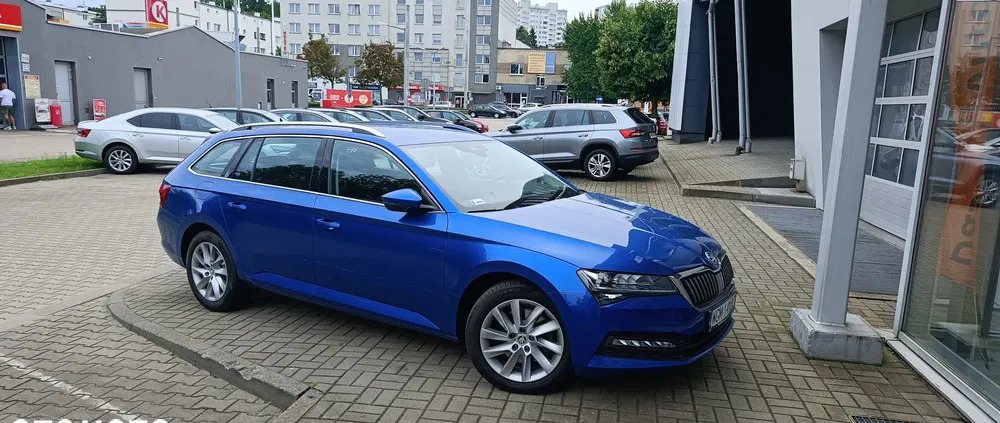 skoda superb gryfino Skoda Superb cena 110000 przebieg: 99000, rok produkcji 2021 z Gryfino